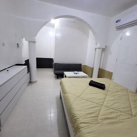 אבו דאבי Corniche Full Studio Apartment מראה חיצוני תמונה