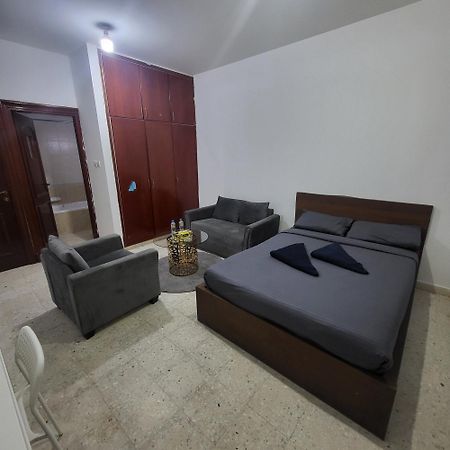 אבו דאבי Corniche Full Studio Apartment מראה חיצוני תמונה