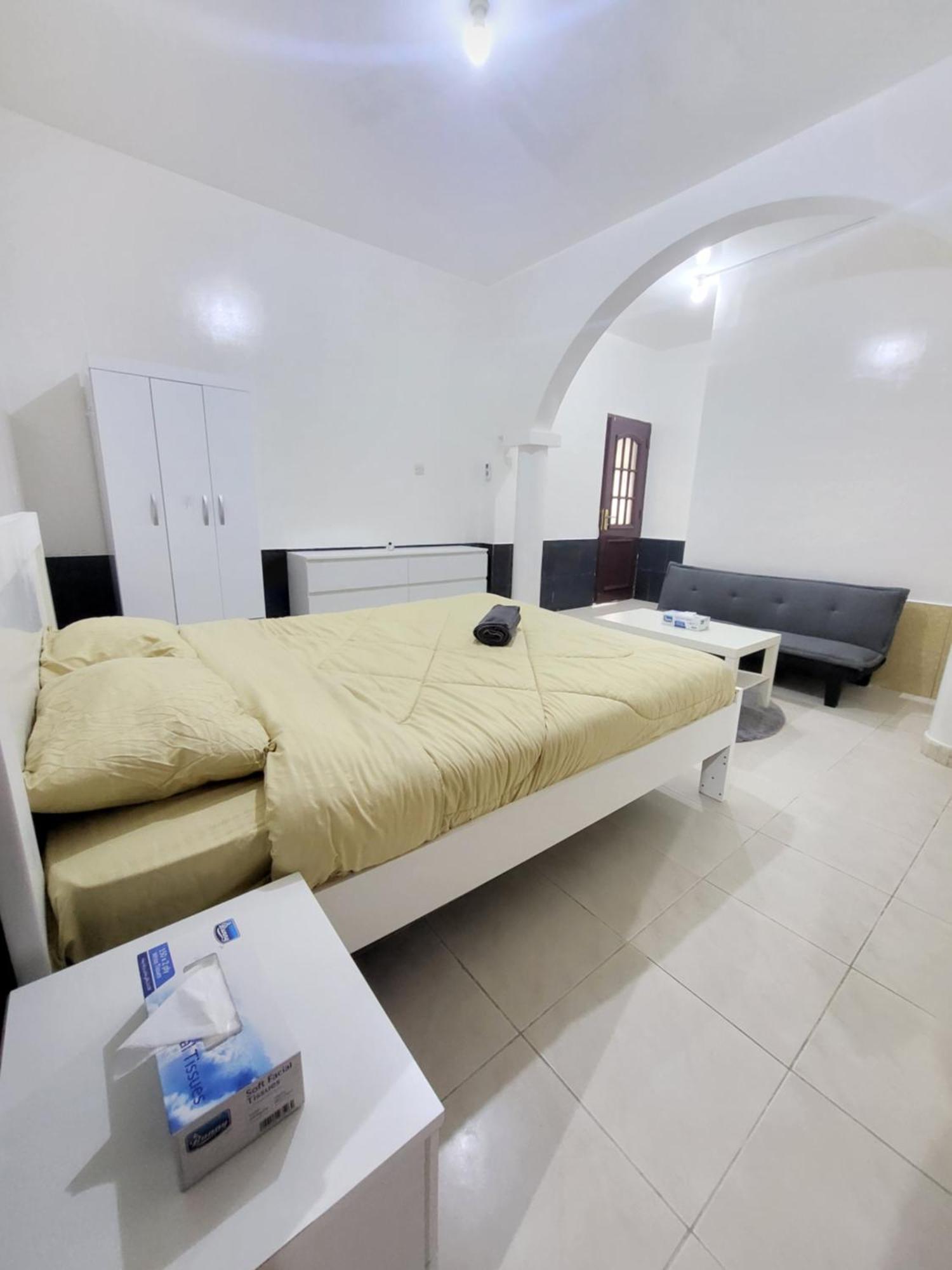 אבו דאבי Corniche Full Studio Apartment מראה חיצוני תמונה