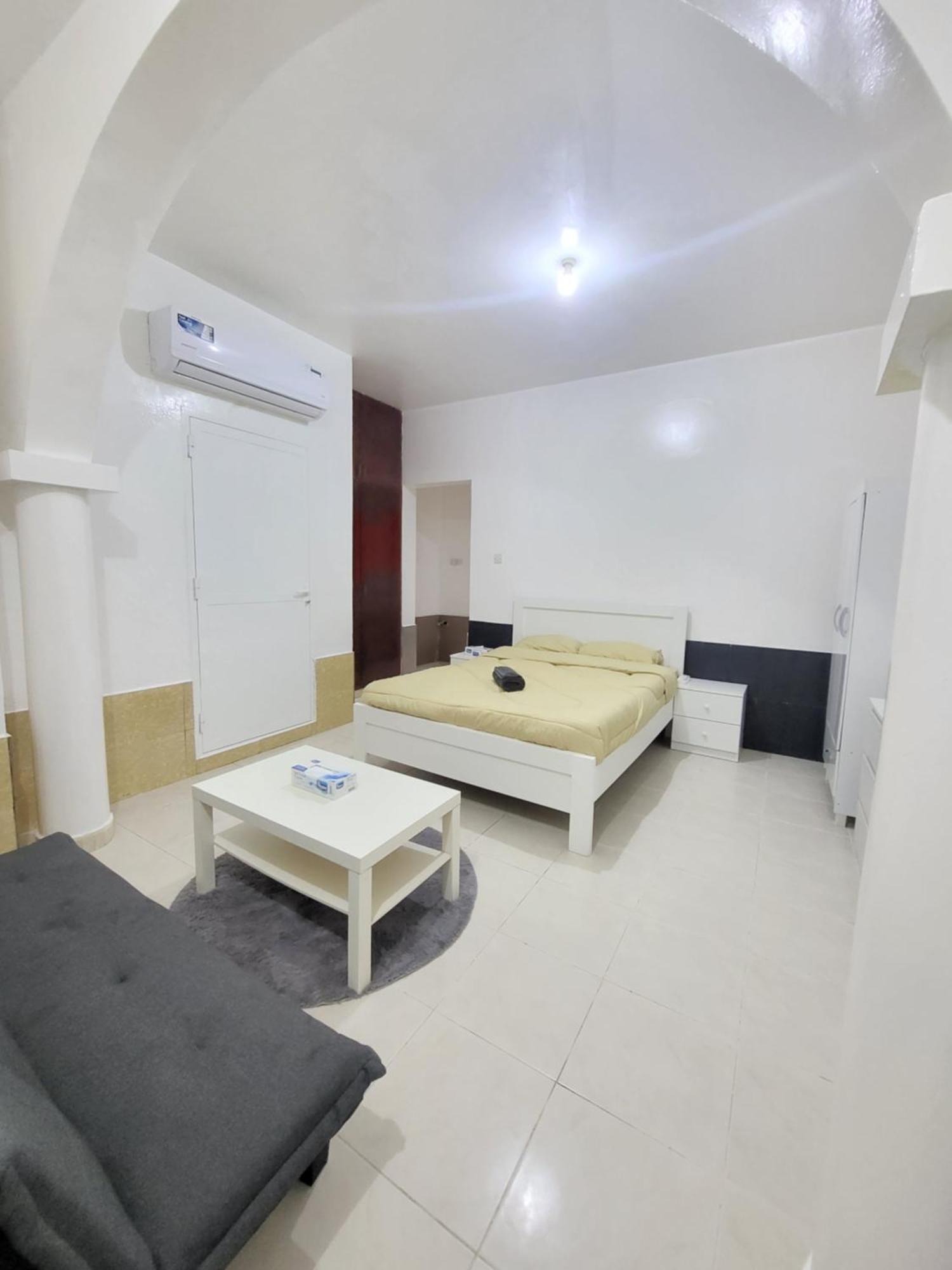 אבו דאבי Corniche Full Studio Apartment מראה חיצוני תמונה